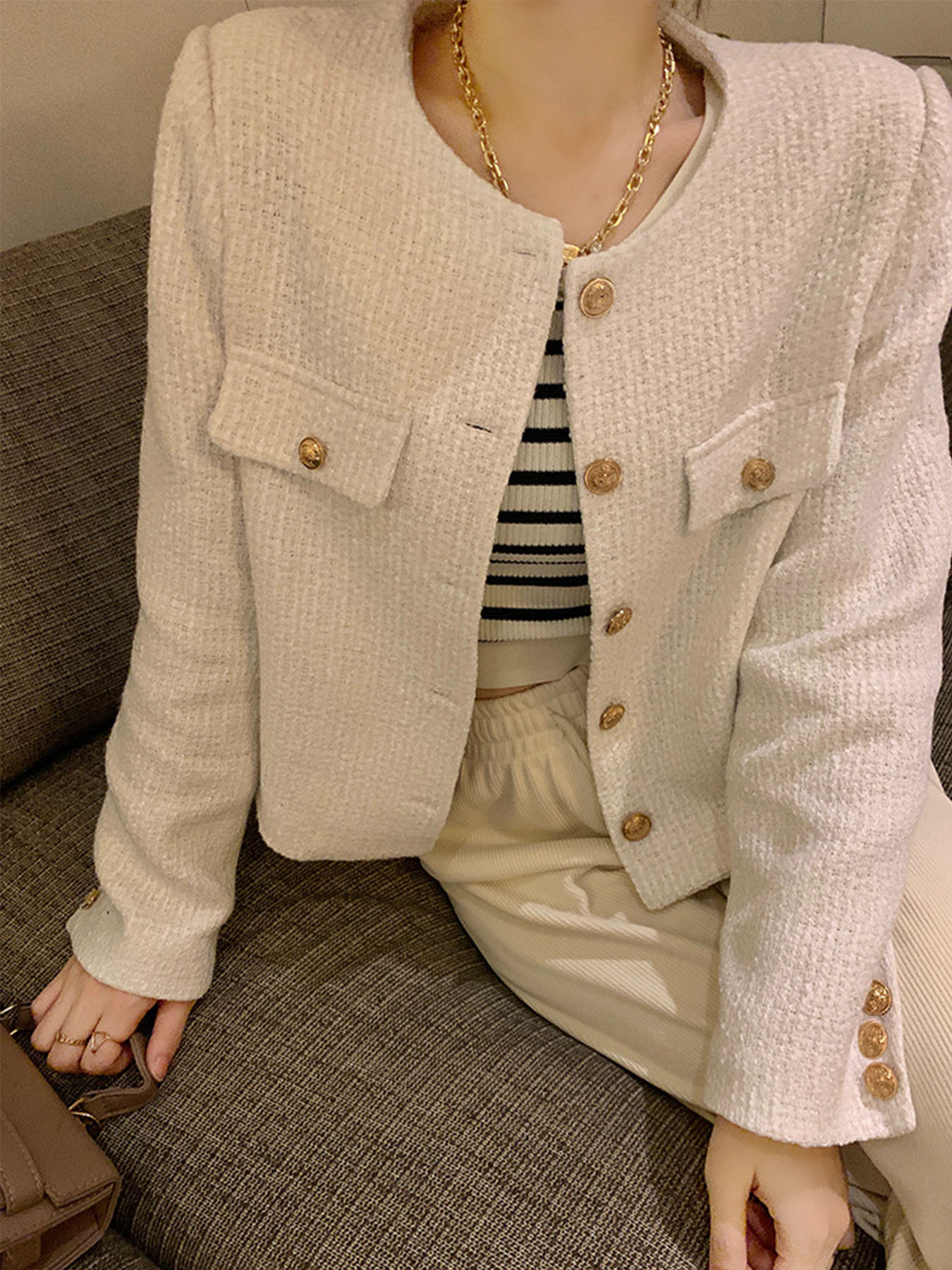 AliExpress French Wool Tweed Coat Fashion High-end Gold Button Short Slim Temperament Spring and Autumn Korean Coats Women Jacket New, view 6