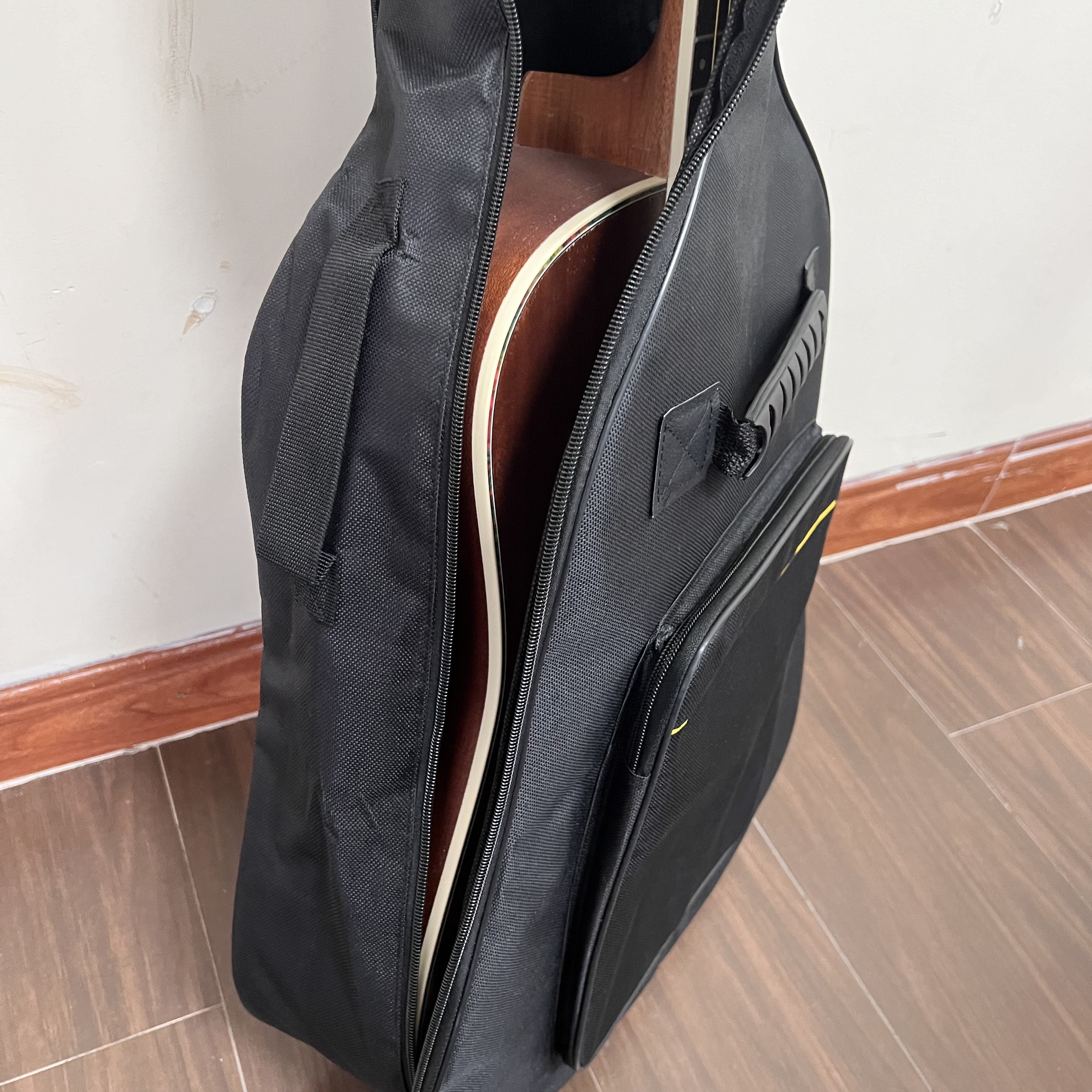 AliExpress Guitar Gig Bag Water Resistant with 0.25 Inch Sponge Padding Dual Adjustable Shoulder Strap Guitar Case, view 3