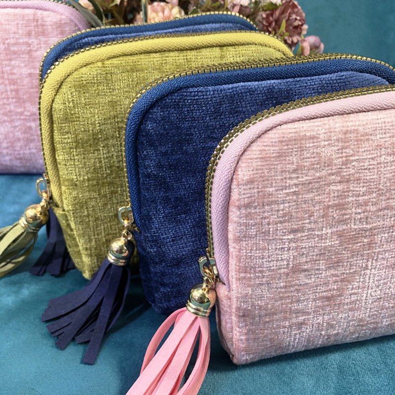 AliExpress Six-Layer Velvet Bracelet Storage Bag, view 5