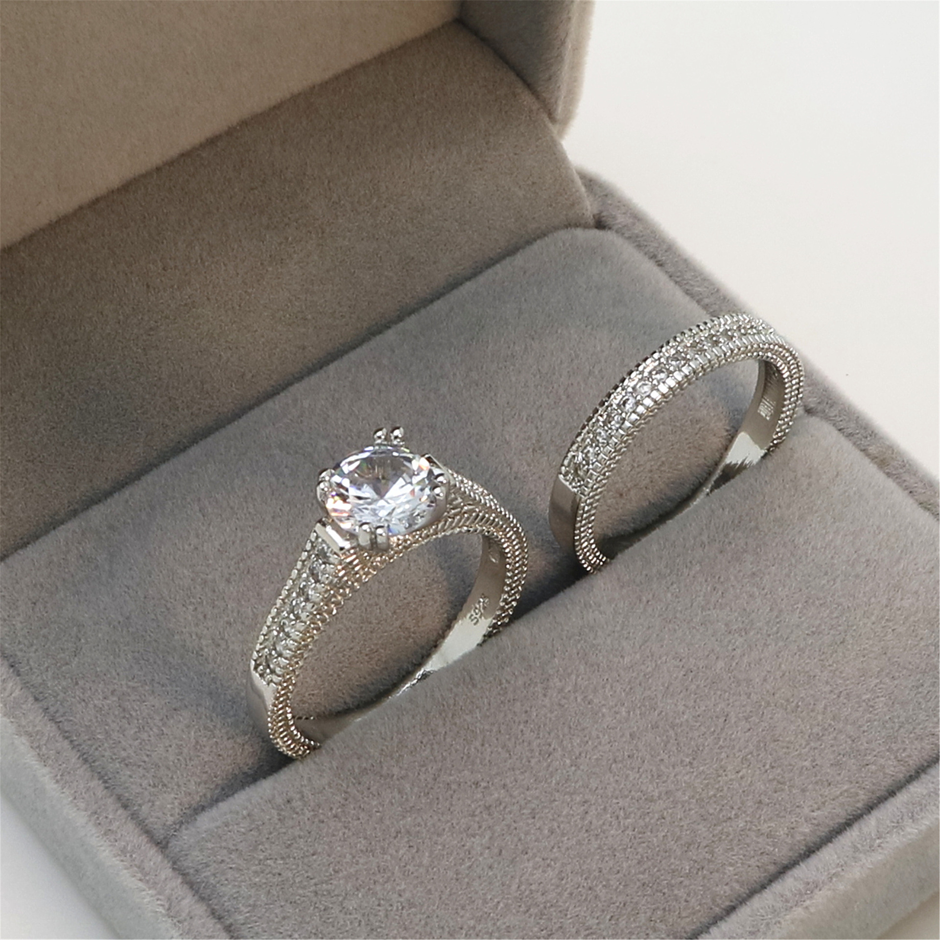 AliExpress LYEE CYEE Couple Wedding Rings Set with Zircon, view 4