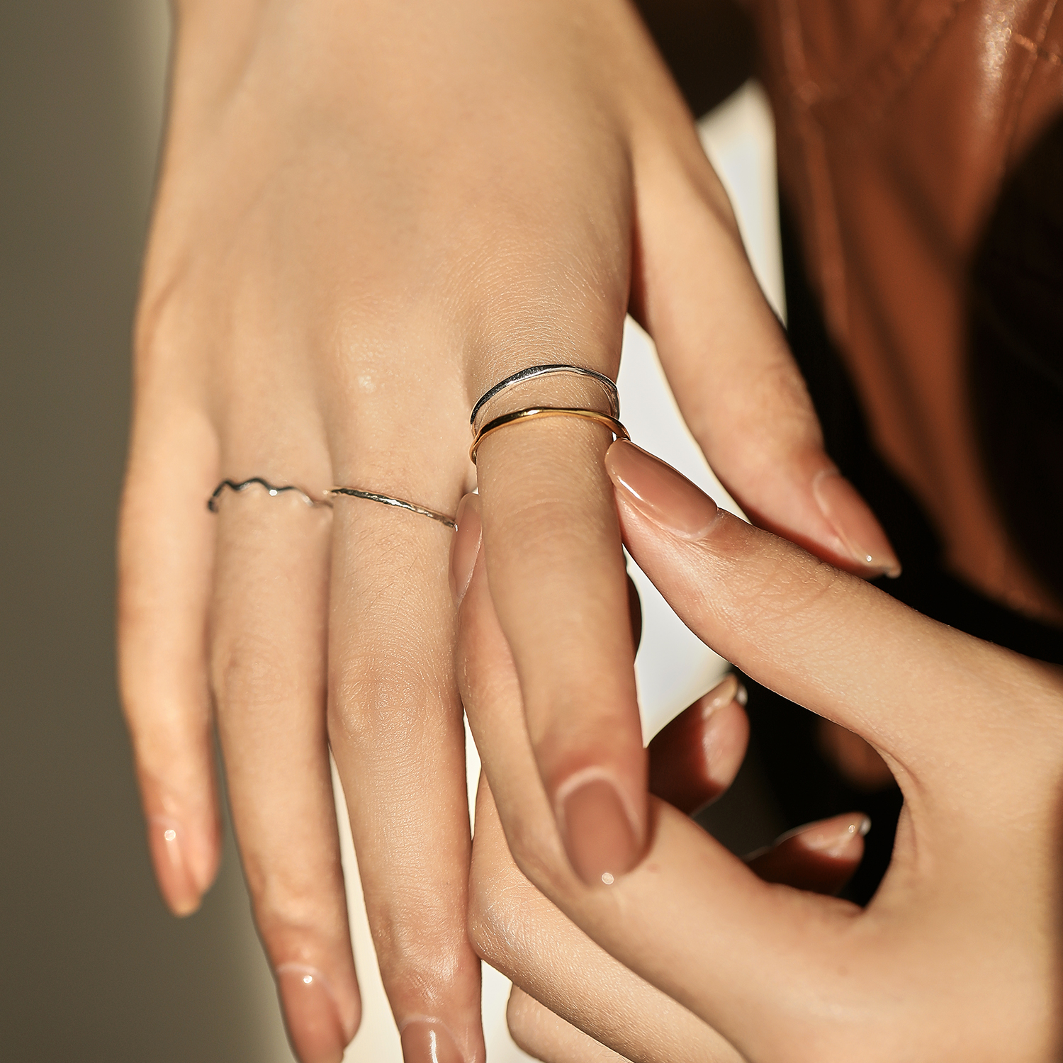 AliExpress MODIAN 925 Silver Wave Geometric Stackable Ring, view 3