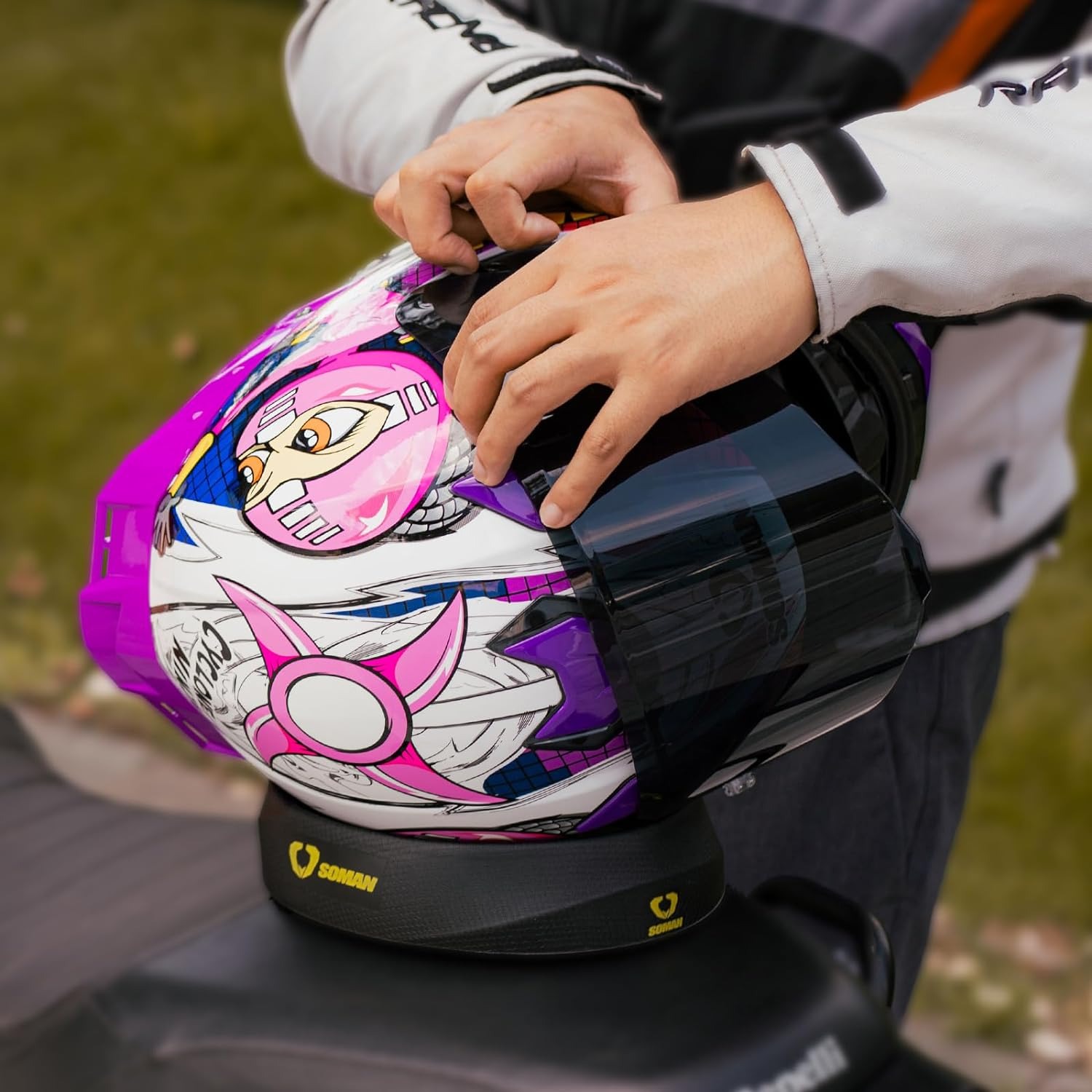AliExpress Motorcycle Helmet Donut Stand for Cleaning, view 5