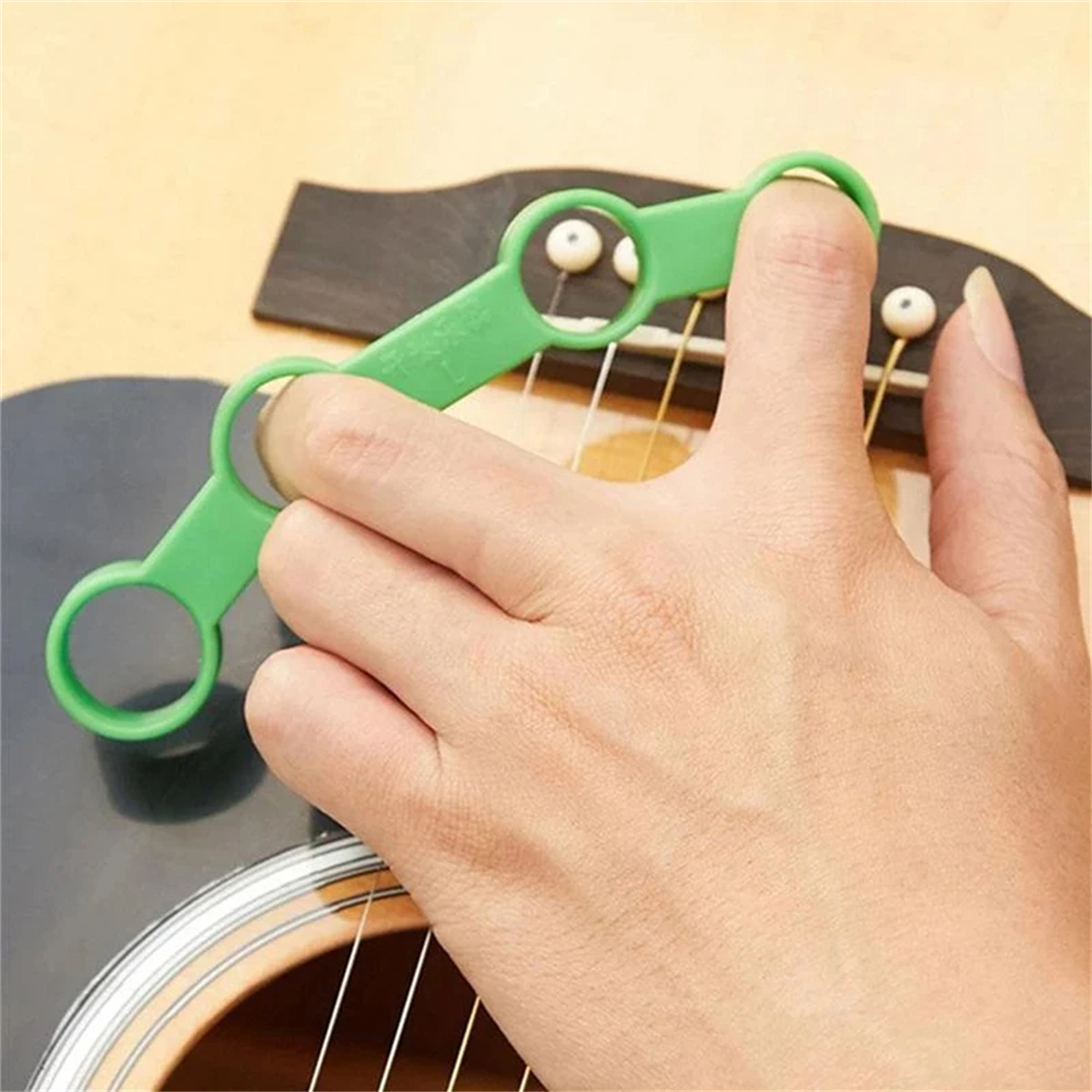 AliExpress Musical Instrument Finger Expander Guitar Training Span Trainer Expansion Trainers Tool Beginner Accessories Hand Exerciser, view 6