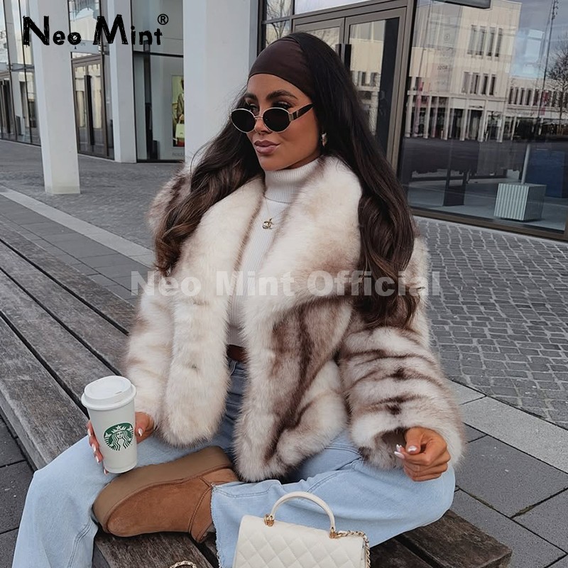 AliExpress Neo Mint 2025 Winter Exclusive Striped Faux Fur Jacket Women Overcoat Brand Blogger Fashion Fluffy Fox Fur Collar Coat Outerwear