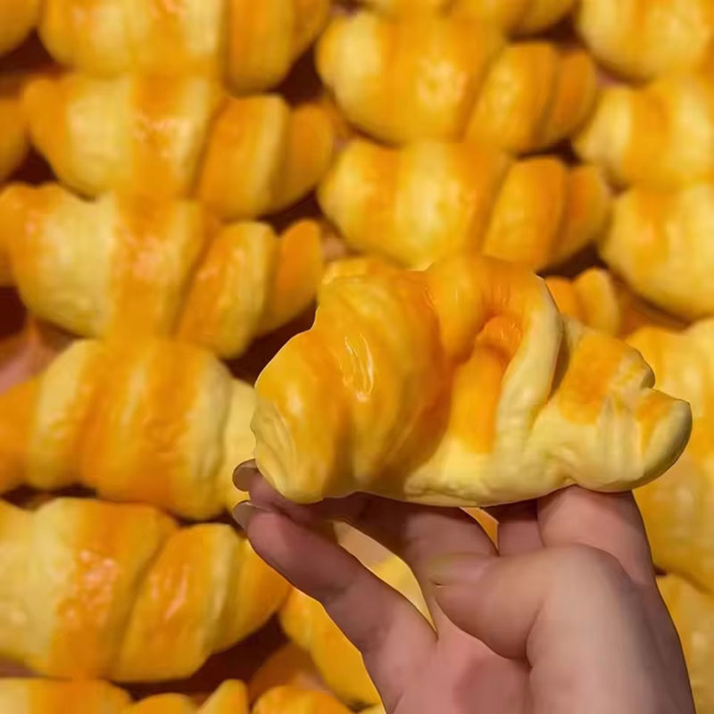AliExpress New 1 2 3Pcs Simulation Croissant Bread Squishy Toy Slow Rising Sticky Squeeze Fidget Toy Stress Relief Creative Gifts 2027, view 2
