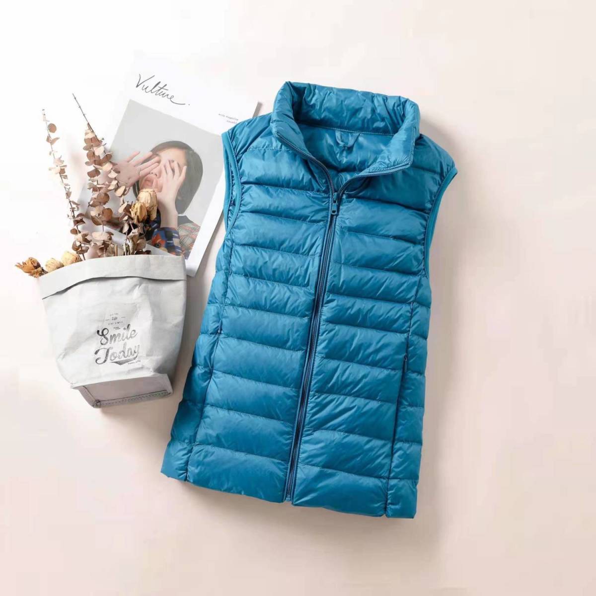 AliExpress New 2026 Women Women Ultra Light Down Vests Slim Sleeveless Jacket Portable Girl Lightweight Windproof Waistcoat, view 5