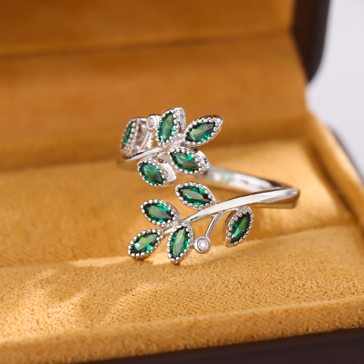 AliExpress Green Crystal Leaf Open Ring in 925 Silver, view 3