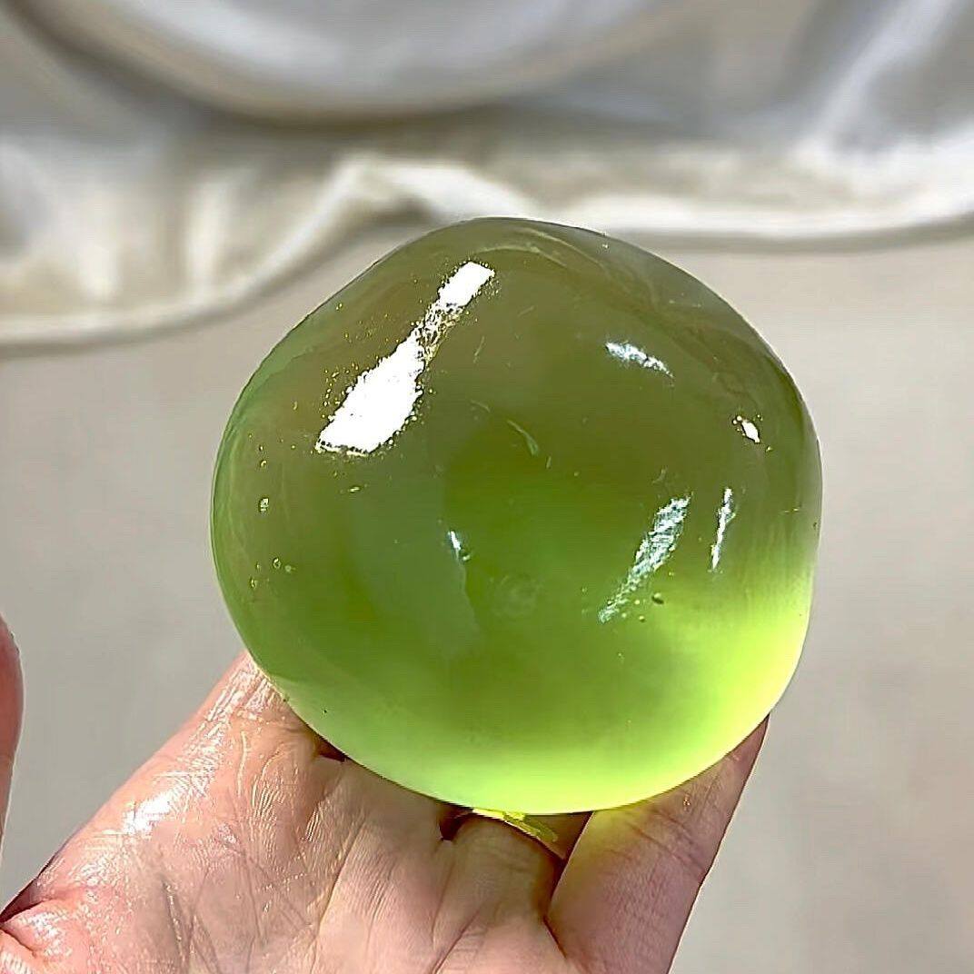 AliExpress New Moldable Slow Rebound Blue Coconut Oil Handmade Squeezing Ball, 6cm Round Malt Stress Relief Squeeze Toy, view 2
