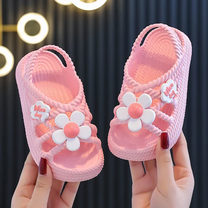 AliExpress New Summer Children Slippers Flower Pattern Lithe Comfort Sandal For Aged 2-8 Girls Non-slip Seabeach Flip Flops Home Kids Shoes, view 3