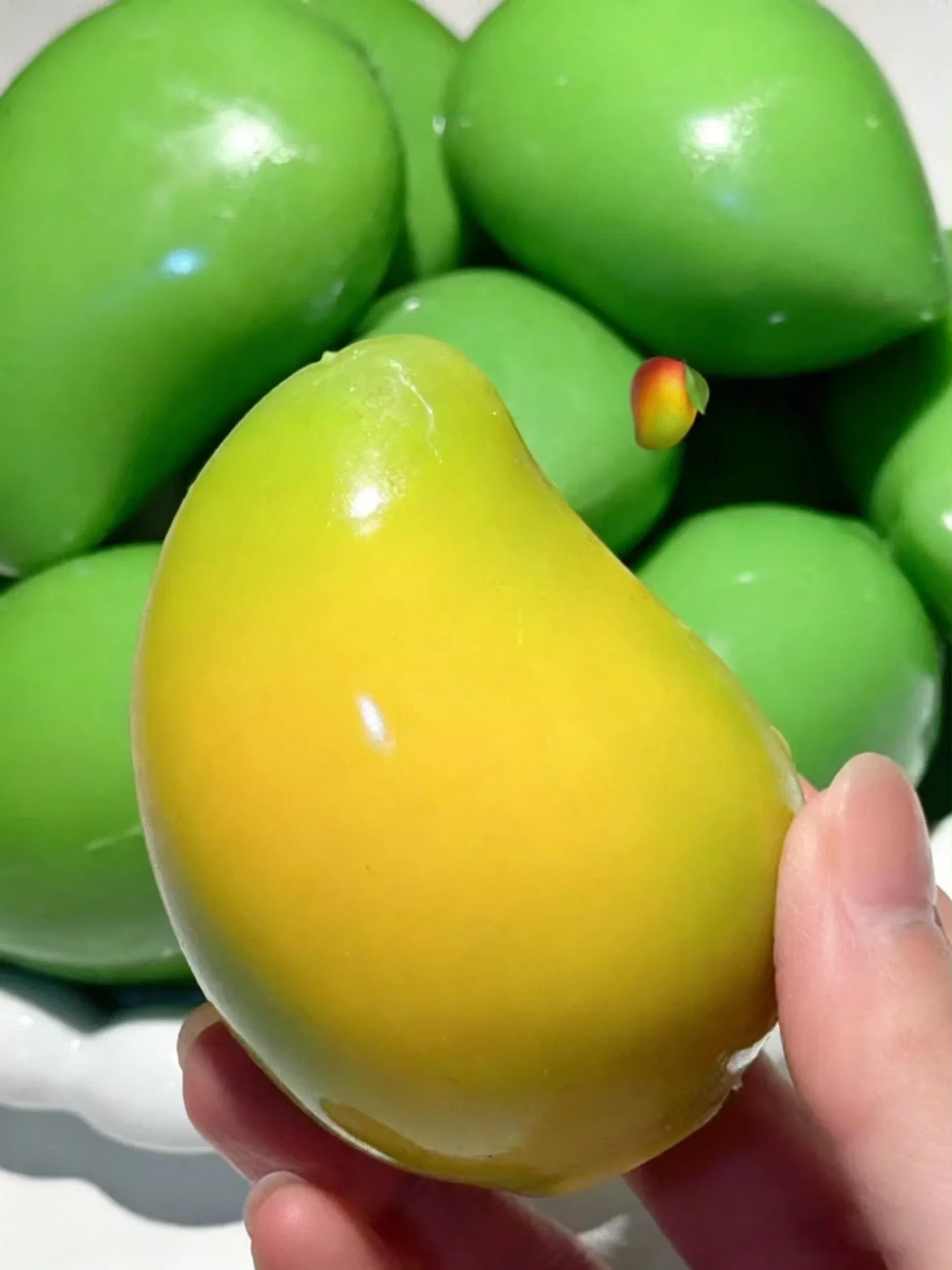 AliExpress Color-Changing Mango Squishy Fidget Toy, view 5