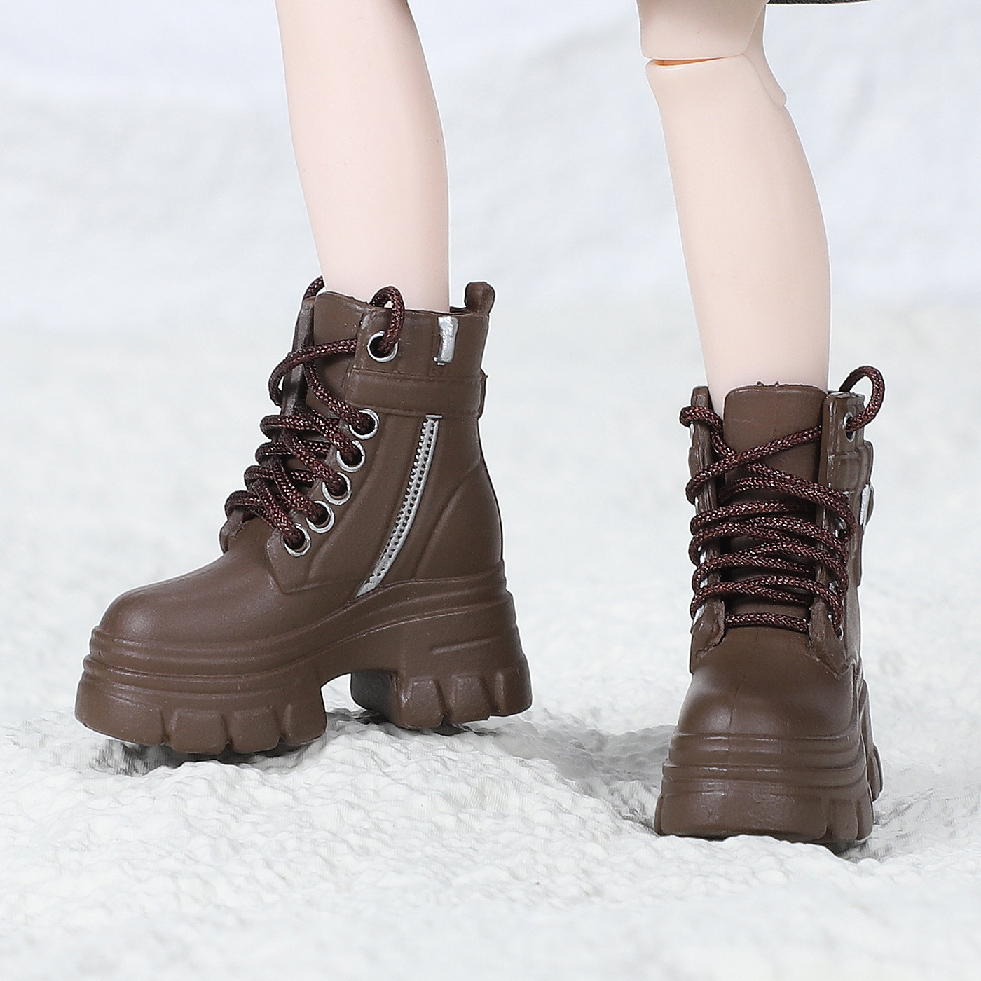 AliExpress Ob22 Ob24 Plastic Shoes Cool High Ankle Combat Boots 1/8 Bjd Doll Shoes Accessories For 1/8 Bjd Blind Box Doll Ymy22 P20 Doll, view 5