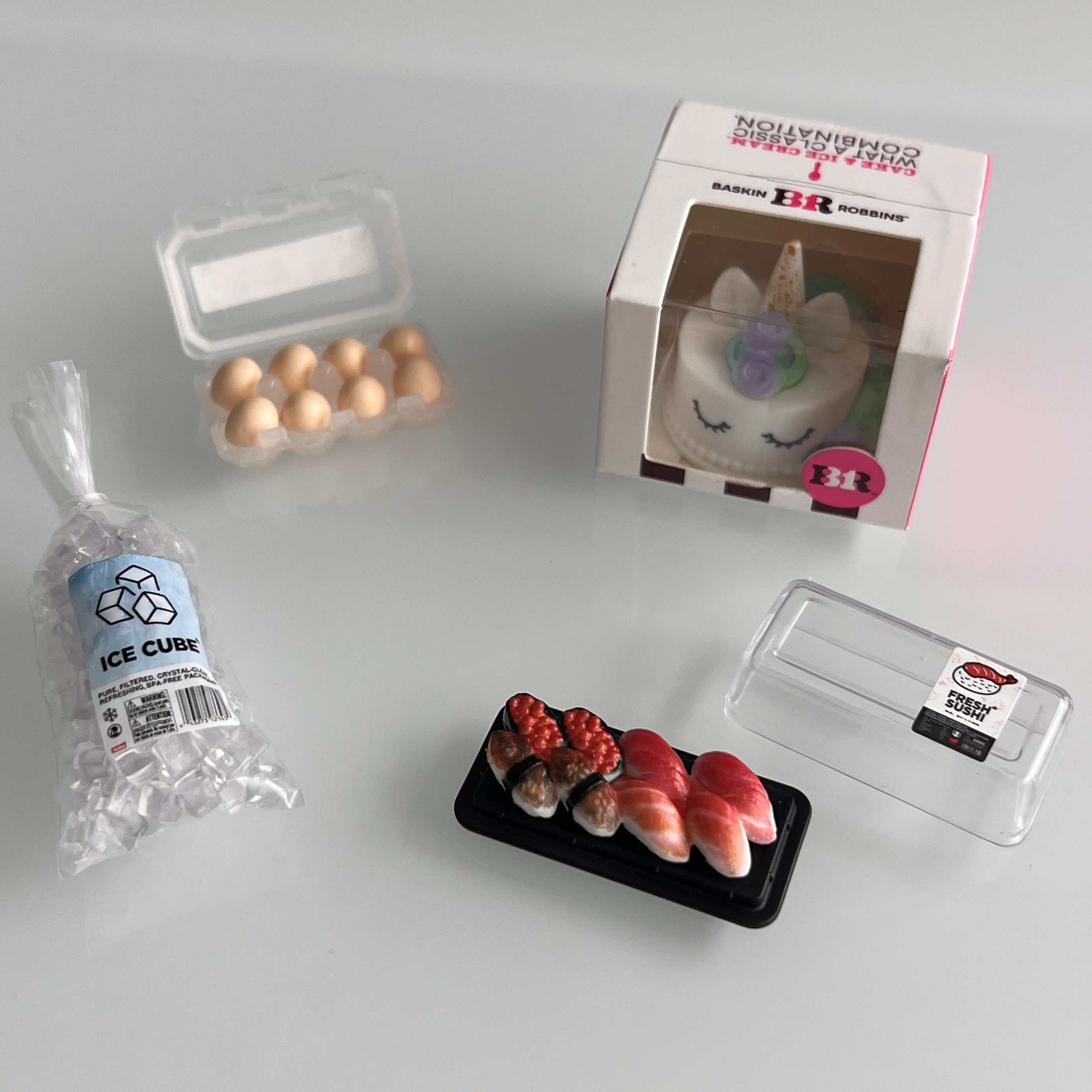 AliExpress Original Mini Brand Fill The Fridge Luxury Hidd Mini Miniature Toy Ice Cubes Bag Fresh Eggs Carton Mini Kitchen Toy, view 6