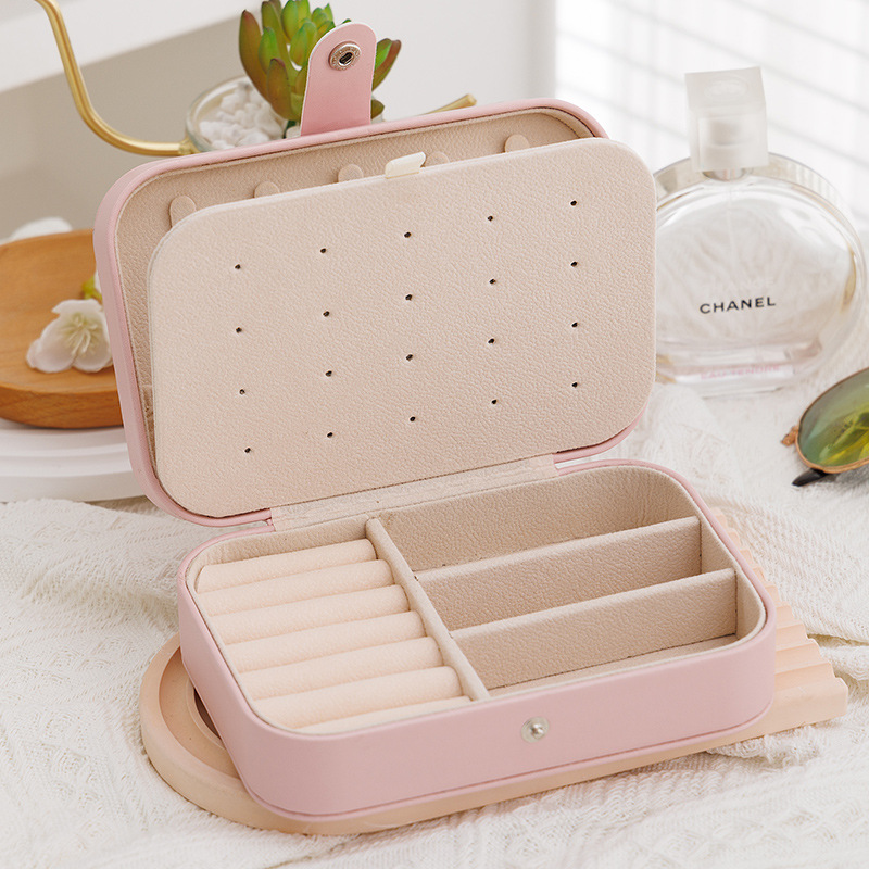AliExpress Portable Leather-Style Travel Jewelry Case, view 4