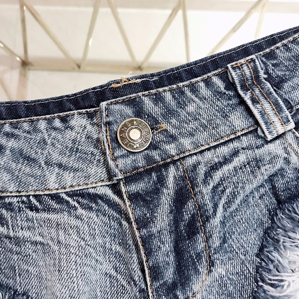 AliExpress Qisin 2023 New Women Sexy Low Waist Hole Tassel Denim Shorts Jeans Thong Short Feminino, view 4