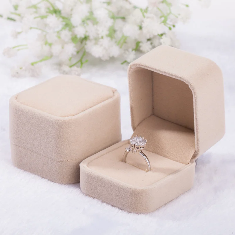 AliExpress Round-Corner Velvet Jewelry Box (5 x 5.5 cm), view 5