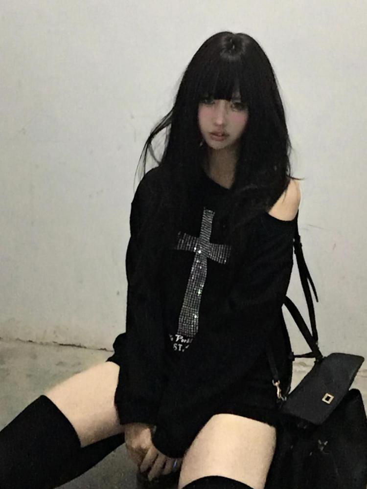 AliExpress Seeslim Cross One-shoulder Graphic Hoodies Long Sleeve Black Women's Sweatshirts Harajuku Grunge 2000s Clothes Y2k Autumn Tops, view 4