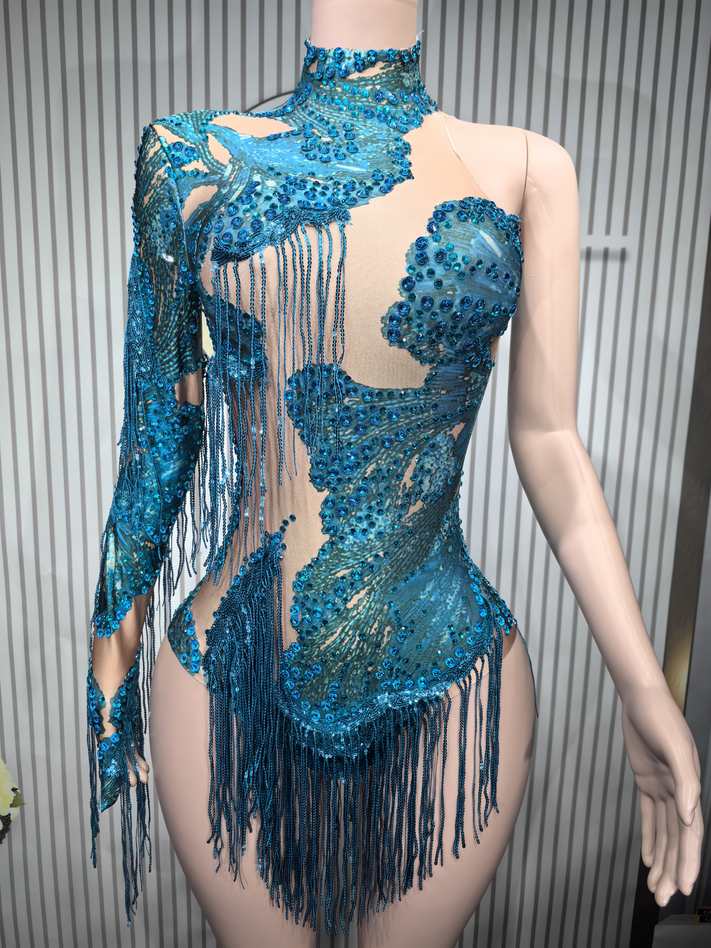 AliExpress Sexy Skinny Leotard Singer Dancer Show StageWear Sparkly Blue Rhinestones Women DanceCostume Fringes One Shoulder Bodysuit 7G