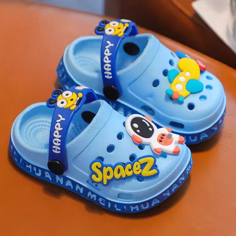 AliExpress Shoes Children's Cartoon Baby Soft-Soled Sandals – Ultra-Light Anti-Slip Infant Closed-Toe Sandals for Boys & Girls Beach
