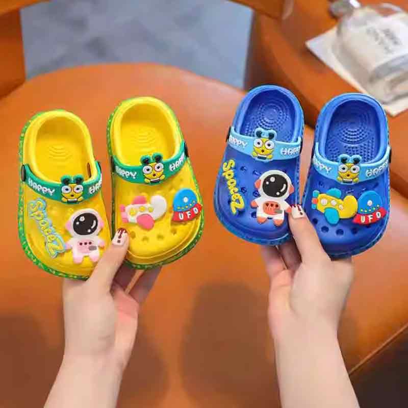 AliExpress Shoes Children's Cartoon Baby Soft-Soled Sandals – Ultra-Light Anti-Slip Infant Closed-Toe Sandals for Boys & Girls Beach, view 3