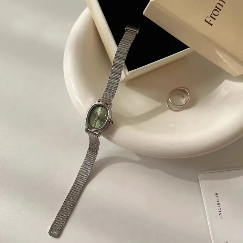 AliExpress Small Oval Dial Green Women's Quartz Watch, view 6