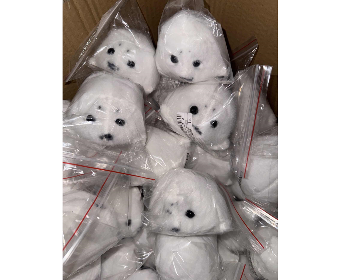 AliExpress Soft Grey Seal Plush Keychain White Seal Plushies Animal Pendant Fashion Stuffed Doll Keyring Car Key Accessories Car Ornaments, view 4