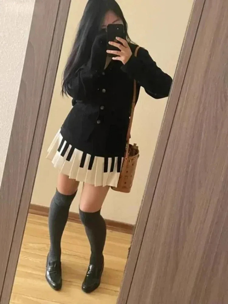 AliExpress Women's Black and White Spliced Mini Skirt, view 5