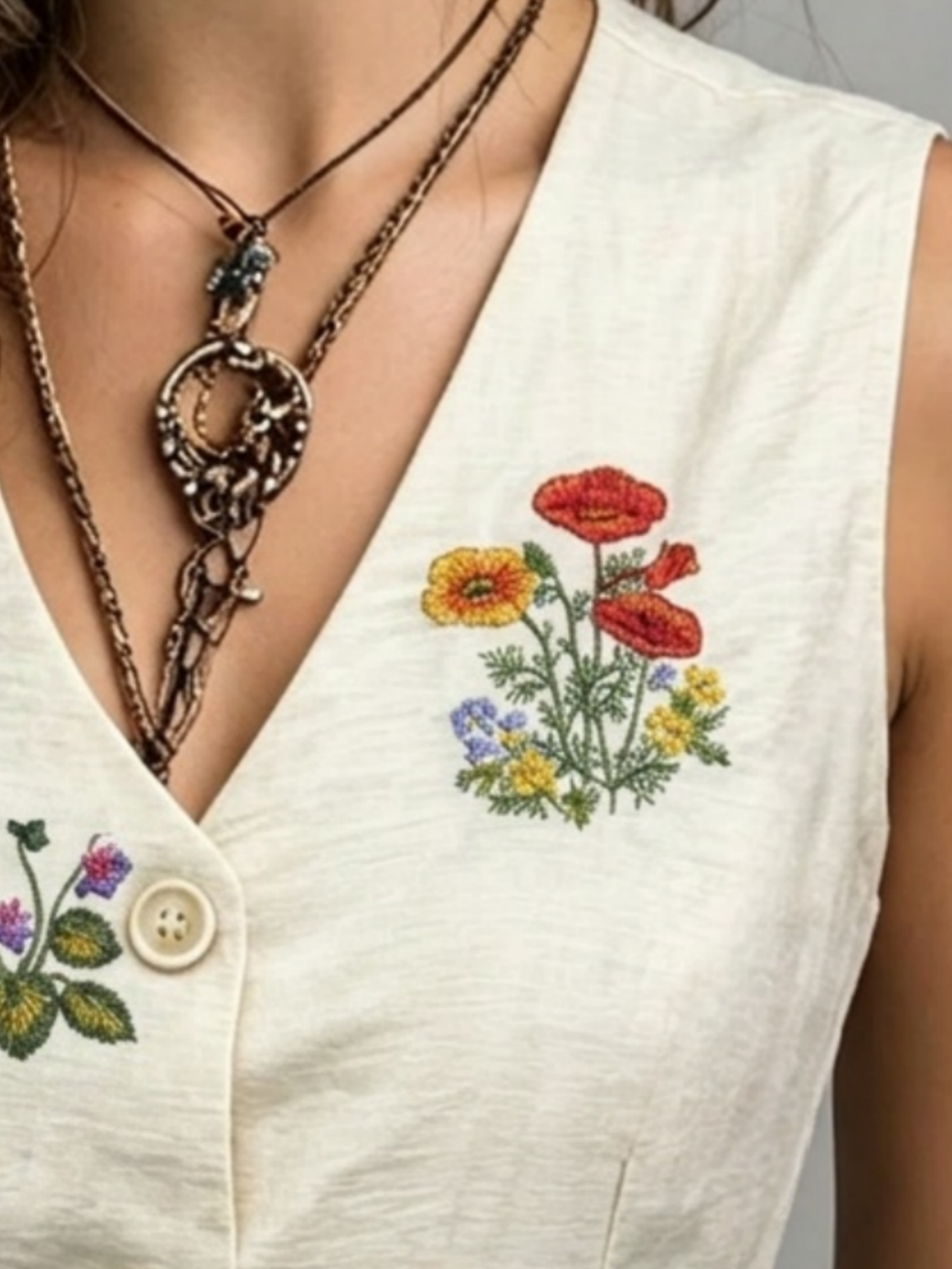 AliExpress Spring Summer Autumn Linen Gilet with Unique Random Embroidery, Elegant Versatile Commuter Outer‑wear Vest, view 5