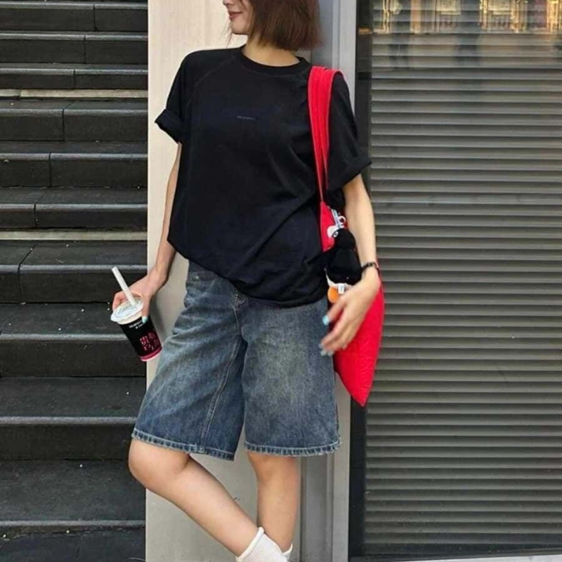 AliExpress Women's High-Waist Wide-Leg Denim Shorts, view 4