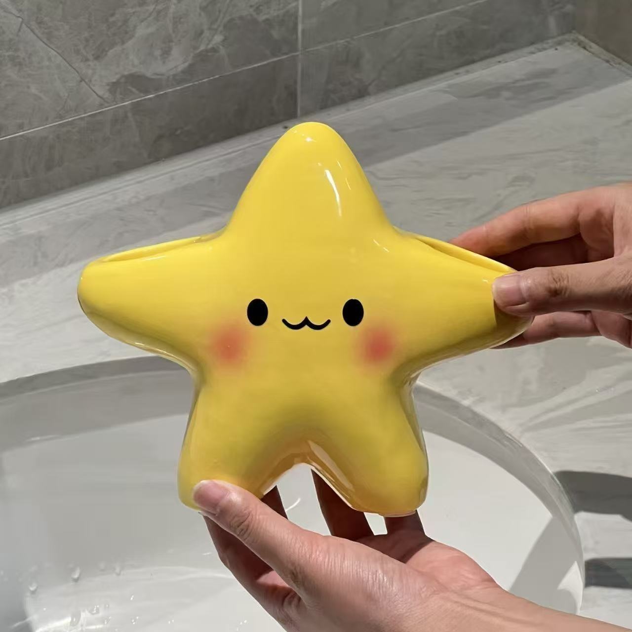 AliExpress Star-shaped plastic toothbrush holder - Independent bathroom storage, cute face design for toothbrush and toothpaste storage, view 5