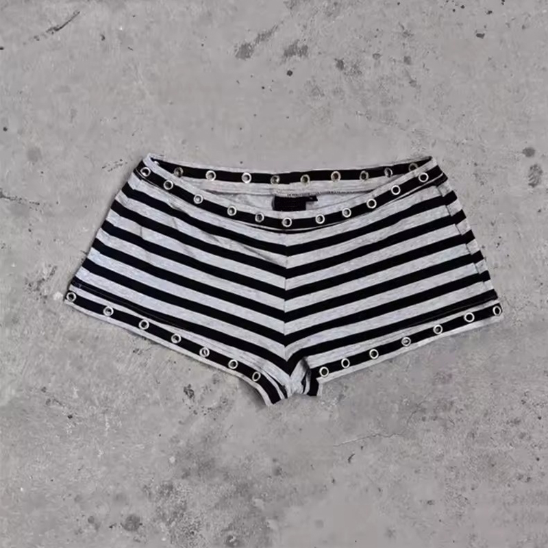 AliExpress Summer clothing Gothic spicy girl fashion women's Emo metal ring decoration shorts Harajuku sexy ultra short shorts punk Y2k