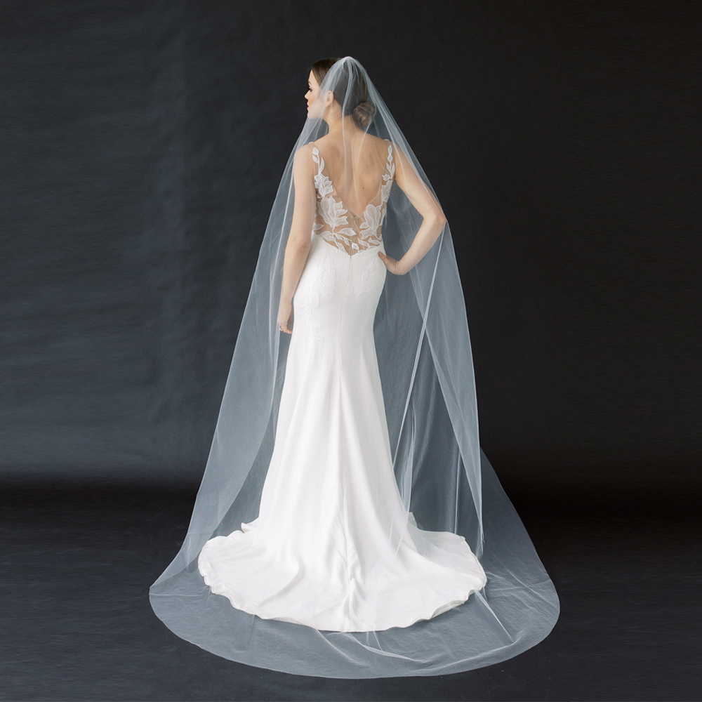 AliExpress TOPQUEEN V30 Classic Bridal Wedding Veils Plain Yarn 1 Tier Soft Wedding Long Veil with Comb Wedding Dress Accessories Black Red, view 3