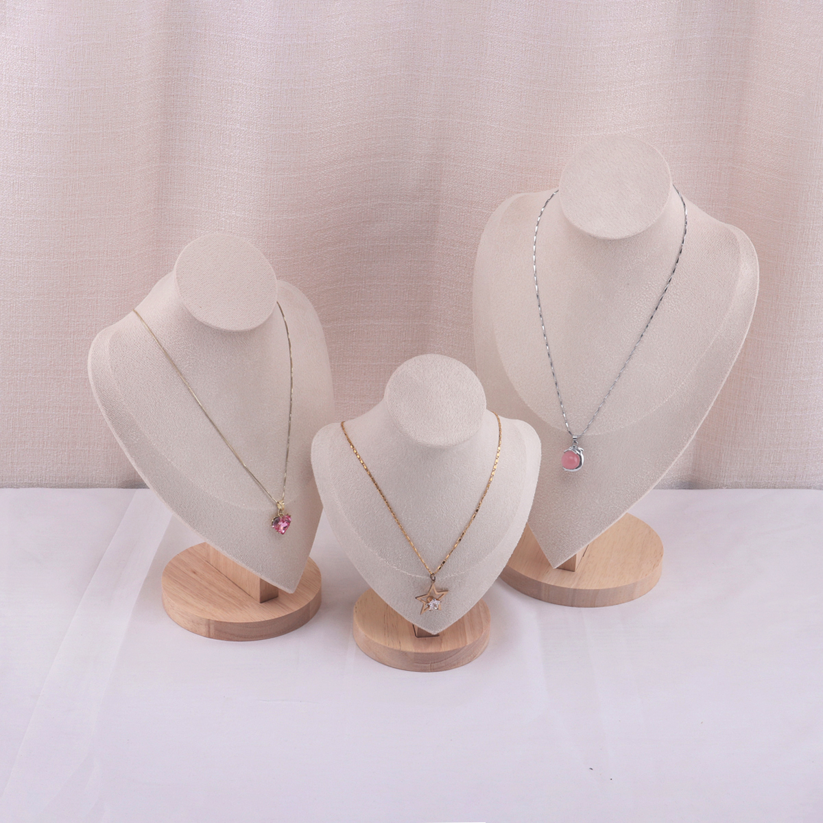 AliExpress Velvet Portrait Necklace Display Bust, view 2