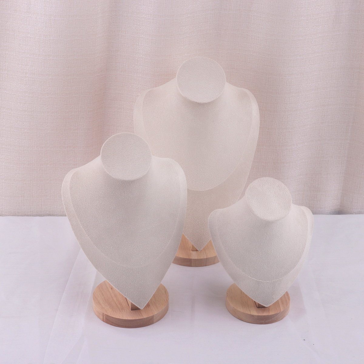 AliExpress Velvet Portrait Necklace Display Bust, view 5