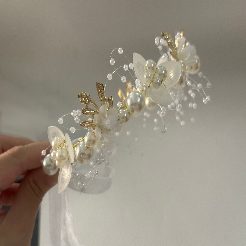 AliExpress Wedding Accessory Bride Crown Hair Crystal Jewelry Tiara With Pearls Flowers Wedding Crown Floral Pearl Bridal Headband, view 2