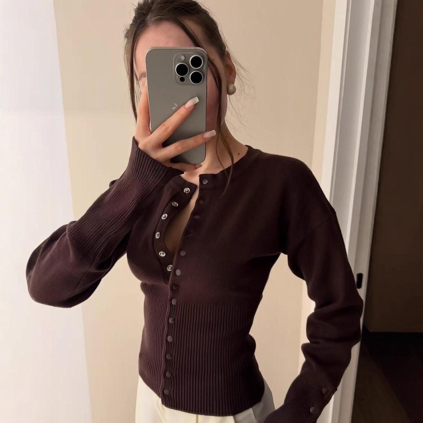 AliExpress Women Base Layer 2025 French Classic Elegant Sweater Women's Crew Neck Knit Cardigan Autumn Winter Casual Outerwear Top, view 4