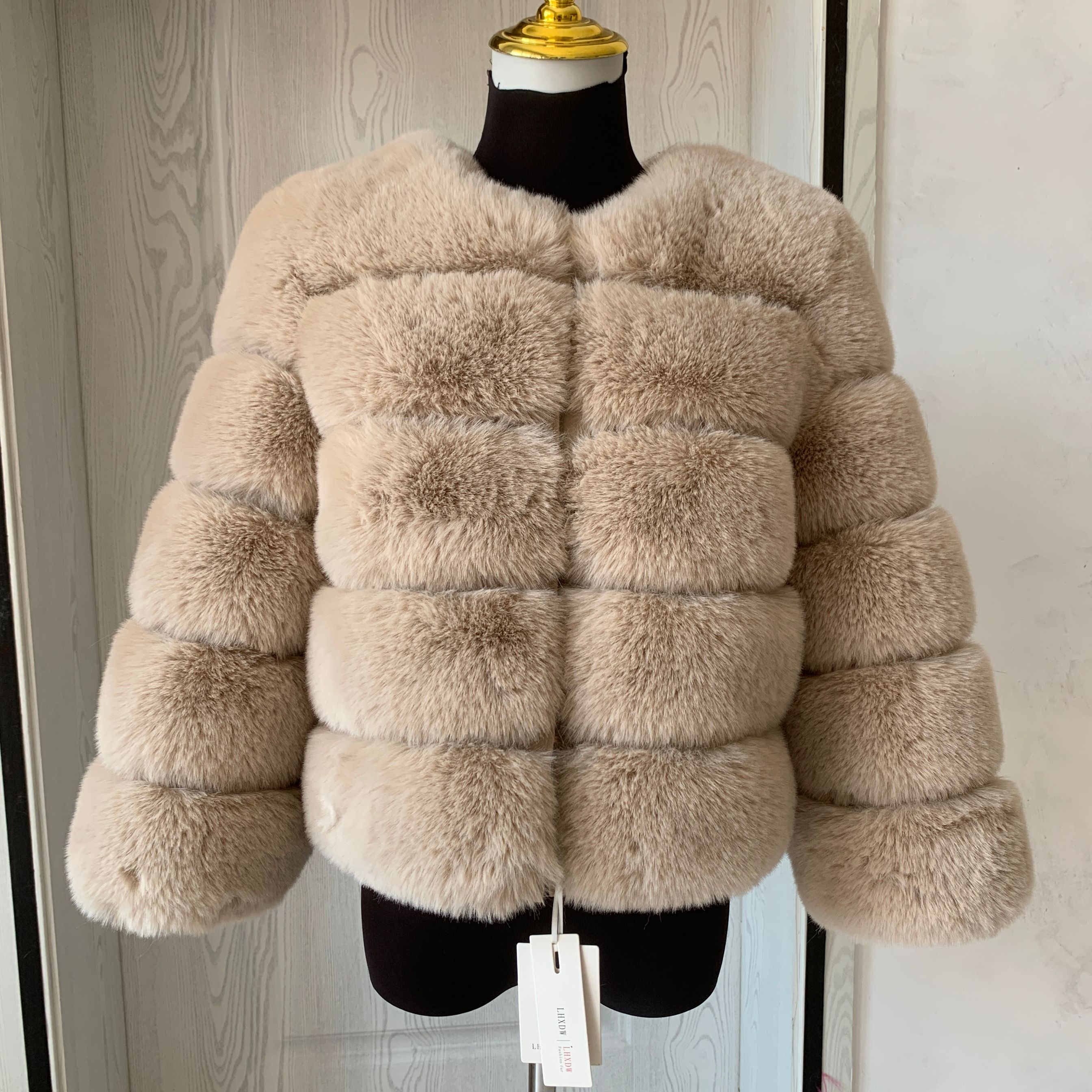 AliExpress Women's Fashion Faux Fur Coat Super Hot Autumn Winter Women Short Faux Fox Fur Fluffy Jacket High Quality 7XL Ladies Furry Coats