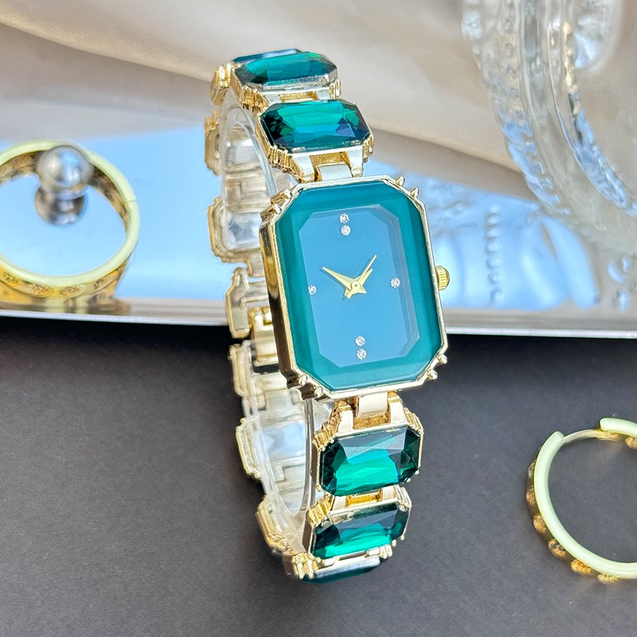 AliExpress Women's Rectangular Rhinestone Chain Watch