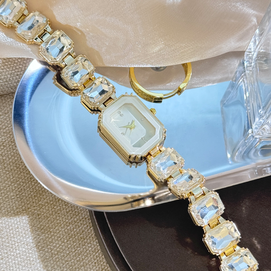 AliExpress Women's Rectangular Rhinestone Chain Watch, view 4