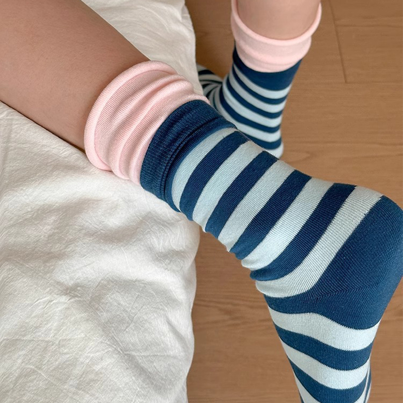 AliExpress Women's Socks Japanese Striped Contrasting Dopamine Kawaii Rolled Edge Sports Mid Tube Socks Comfortable Breathable Cotton Socks