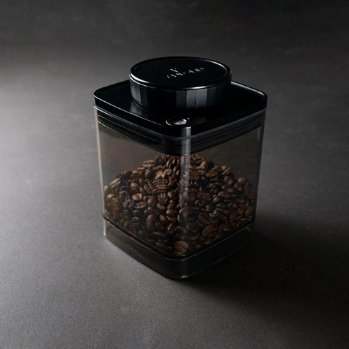 ANKOMN Coffee under Vacuum Flavor Protection | Turn-N-Seal