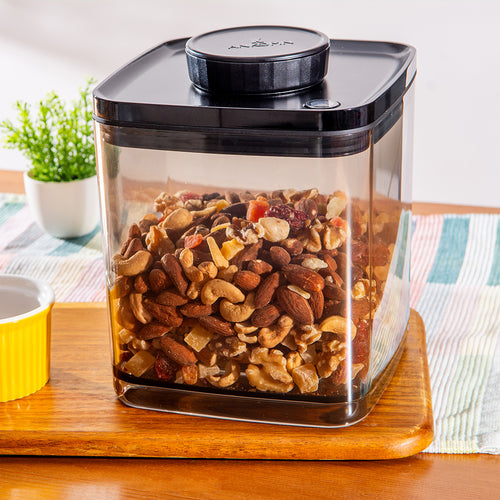 ANKOMN Nuts under Vacuum Oxidation Defense | Turn-n-Seal