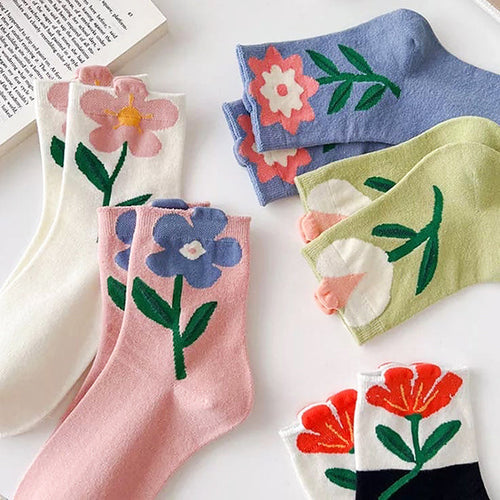 Boogzel Apparel Cottage Dreams Floral Socks