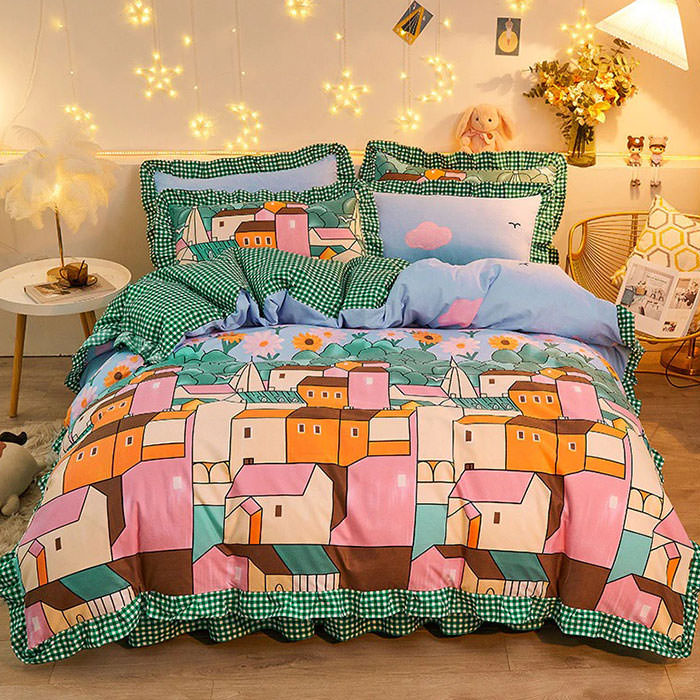 Boogzel Apparel Old Town Bedding Set ๐ก