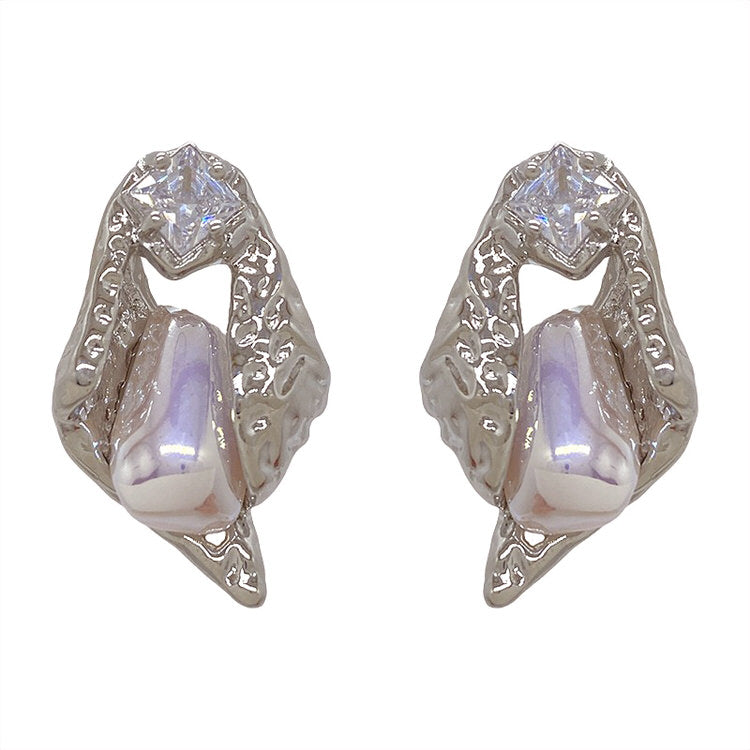 Boogzel Apparel Pure Flirting Pearl Earrings