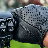 Castlebeard Ventilated Short Wrist Touchscreen Deerskin Gloves, view 2