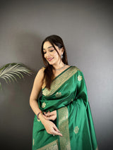 Dista Elora Green Cotton Silk Floral Jacquard Zari Woven Banarasi Saree, view 4