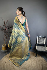 Dista Elora Green Soft Silk Zig Zag Leheriya Zari Weaving Saree, view 3