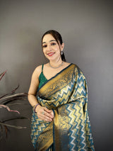 Dista Elora Green Soft Silk Zig Zag Leheriya Zari Weaving Saree, view 4