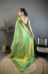 Dista Elora Light Green Soft Silk Zig Zag Leheriya Zari Weaving Saree, view 3