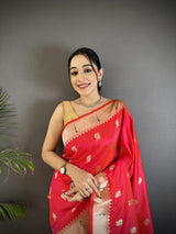 Dista Elora Pink Soft Silk Peacock & Floral Zari Motifs Kanchipuram Saree, view 3